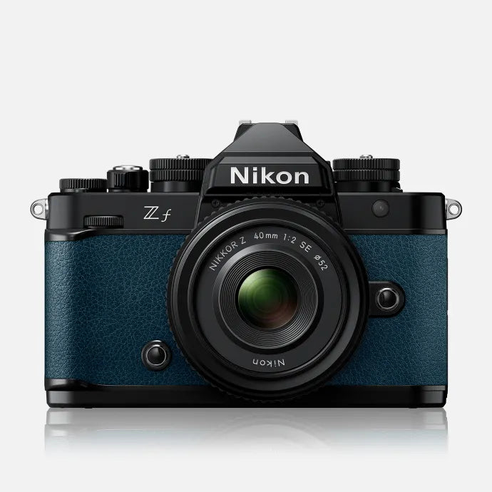 デジタルカメラ Nikon Zf + NIKKOR Z 40mm f/2 SE Nikon Zf Mirrorless Camera with Z 40mm f/2 SE Lens