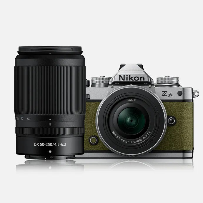 ニコン Z fc オリーブグリーン+Z DX 16-50/3.5-6.3 VR Zfc + NIKKOR Z DX 16-50mm f/3.5-6.5 VR Silver & 50-250mm f/